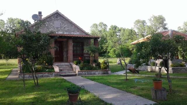 Дома для отпуска Forest Home Golubovci-26